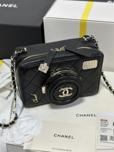 Chanel 24Ss Camera bag Vic