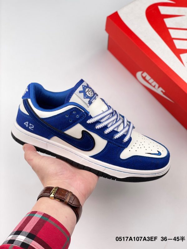 Nike Dunk Low Jackie Robinson Sneakers