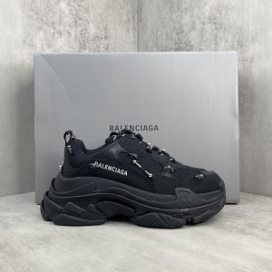 Balenciaga chunky sneakers