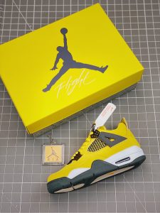 Air Jordan 4 Retro Tour Yellow