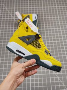 Air Jordan 4 Retro Tour Yellow