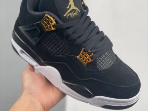 Jordan 4 Retro Royalty