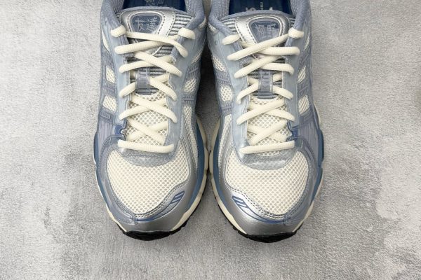 wsxc1780495872983_6 KITH x ASICS GEL-KAYANO 12.1 rear view showing reflective heel overlay and GEL cushioning unit