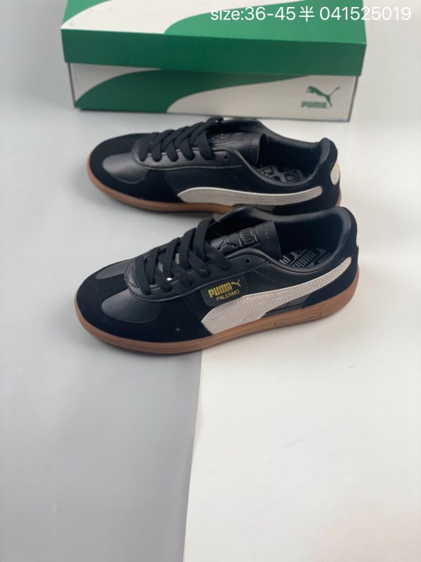 wsxc1780824310767_1 PUMA Palermo Special trainers pair on white surface with green PUMA shoe box