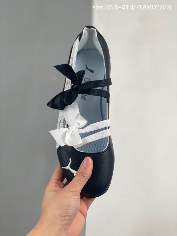 img_8d5a3c5f_20260207_i1770479944956_7634_0_4.jpg Black PUMA Speedcat Lovelace Ballet sneakers with white lace panels