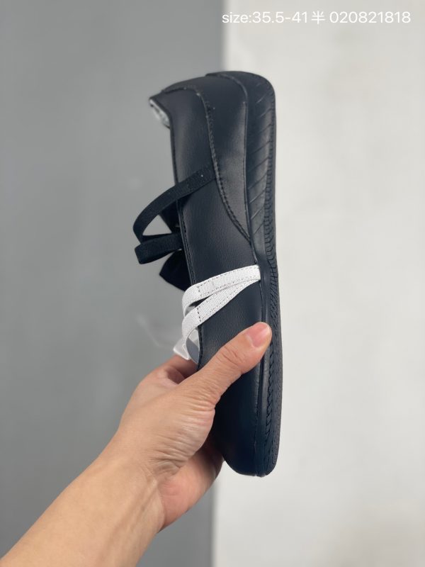 img_8d5a3c5f_20260207_i1770479946329_4730_0_5.jpg Medial side of PUMA Speedcat Lovelace Ballet black sneaker