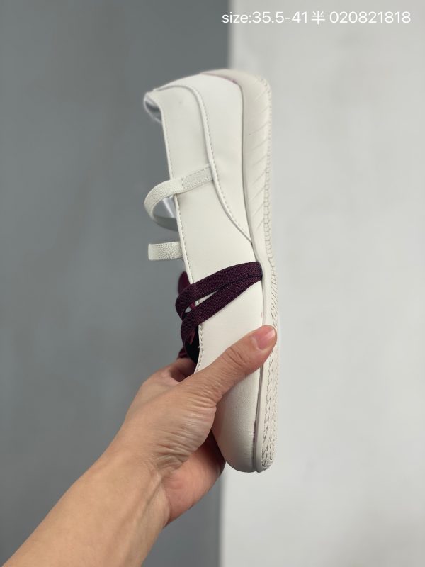 img_8d5a3c5f_20260207_i1770480054512_4253_0_5.jpg Medial side of warm white PUMA ballet sneaker